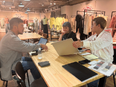 アパレル商品の企画営業◆大手セレクトショップと取引／服装・髪型自由／年休120日以上3